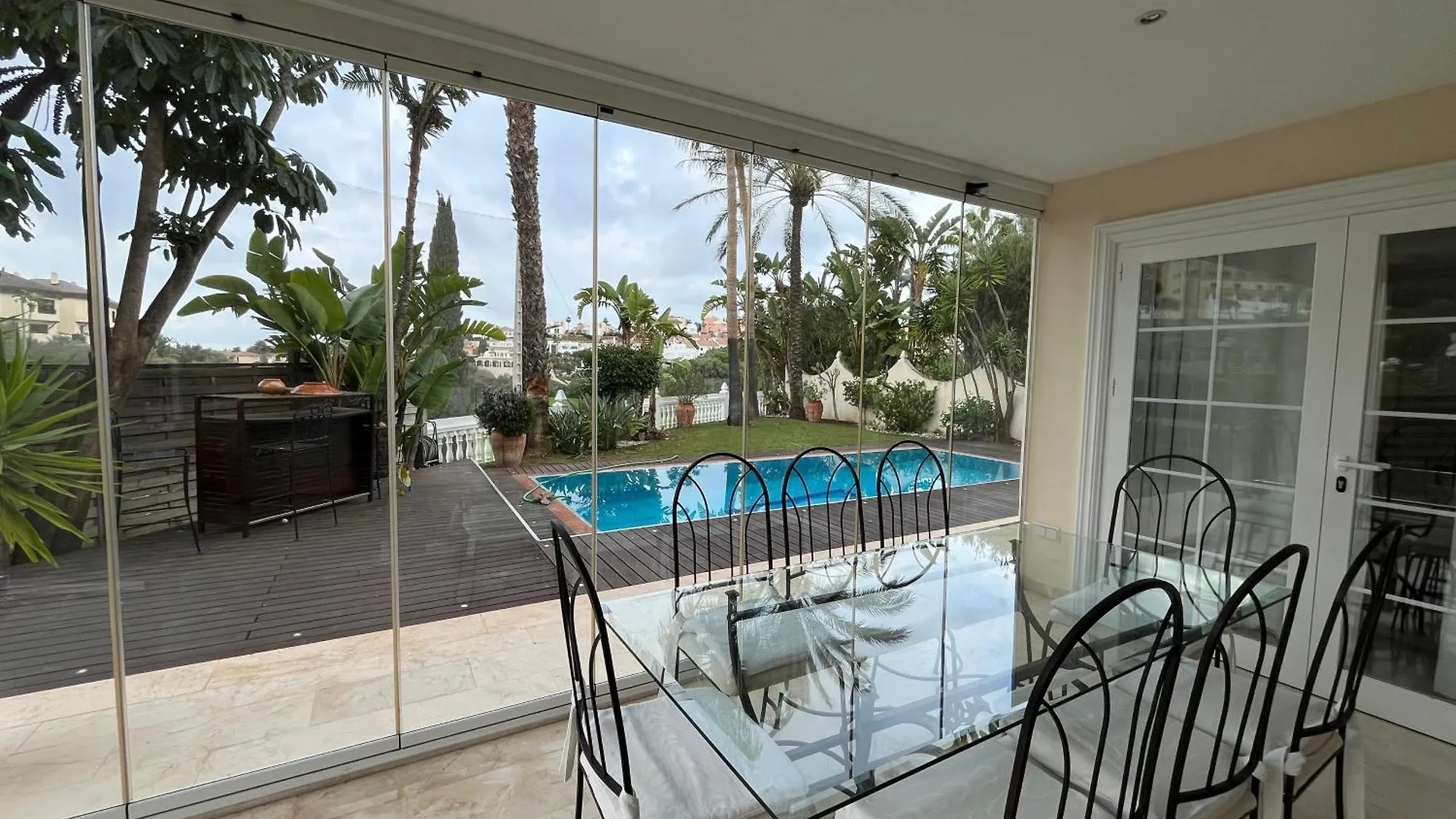 6 Bedroom Villa Near Calahonda Sitio de Calahonda