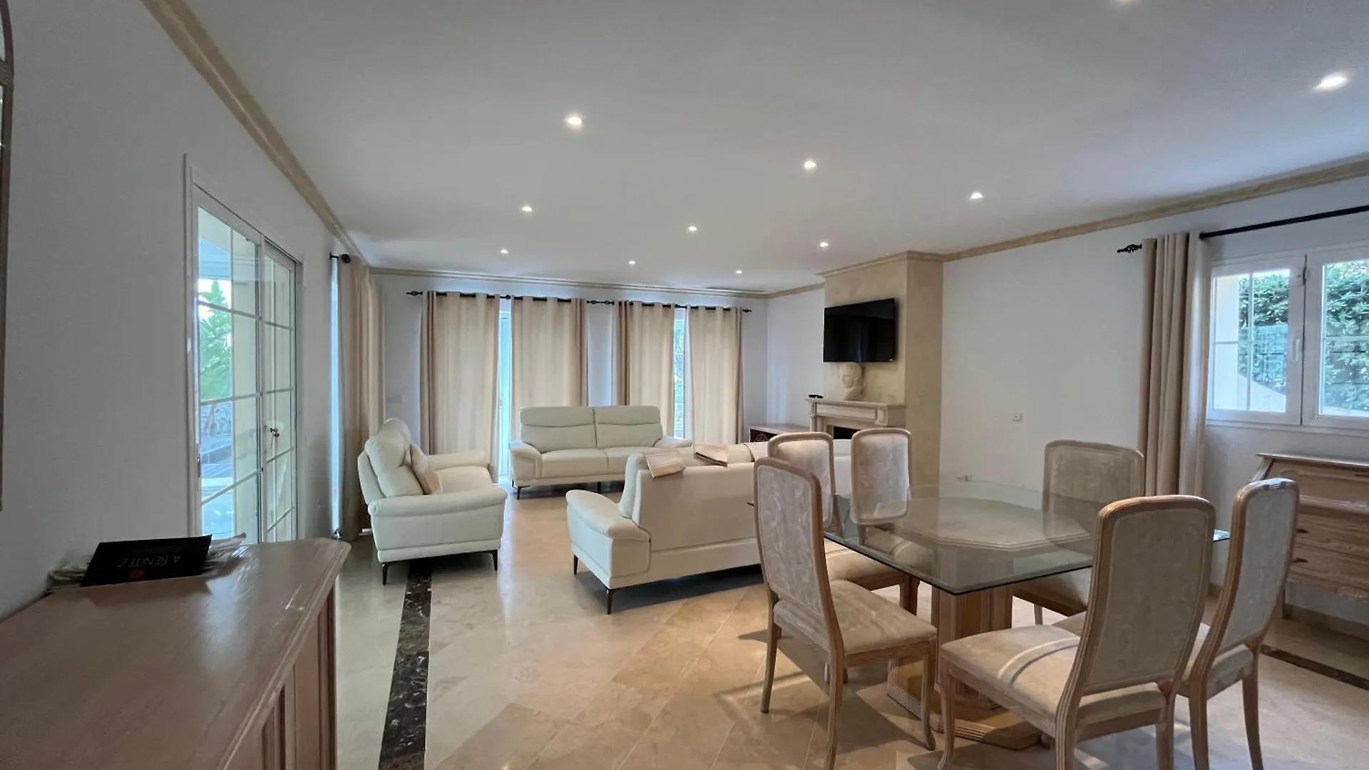 6 Bedroom Villa Near Calahonda Sitio de Calahonda Spain