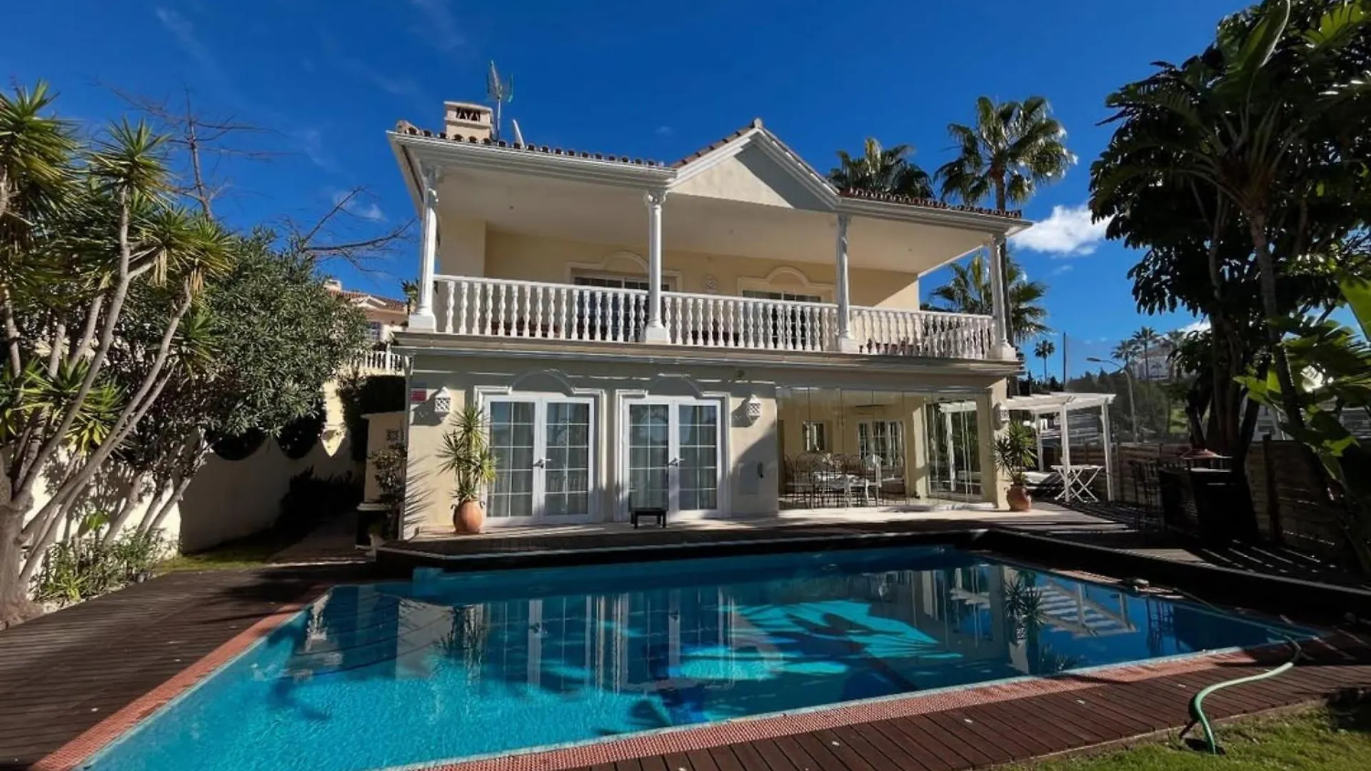 6 Bedroom Villa Near Calahonda Sitio de Calahonda
