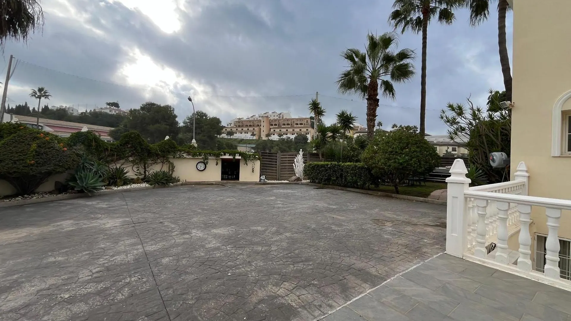 6 Bedroom Villa Near Calahonda Sitio de Calahonda 0*,