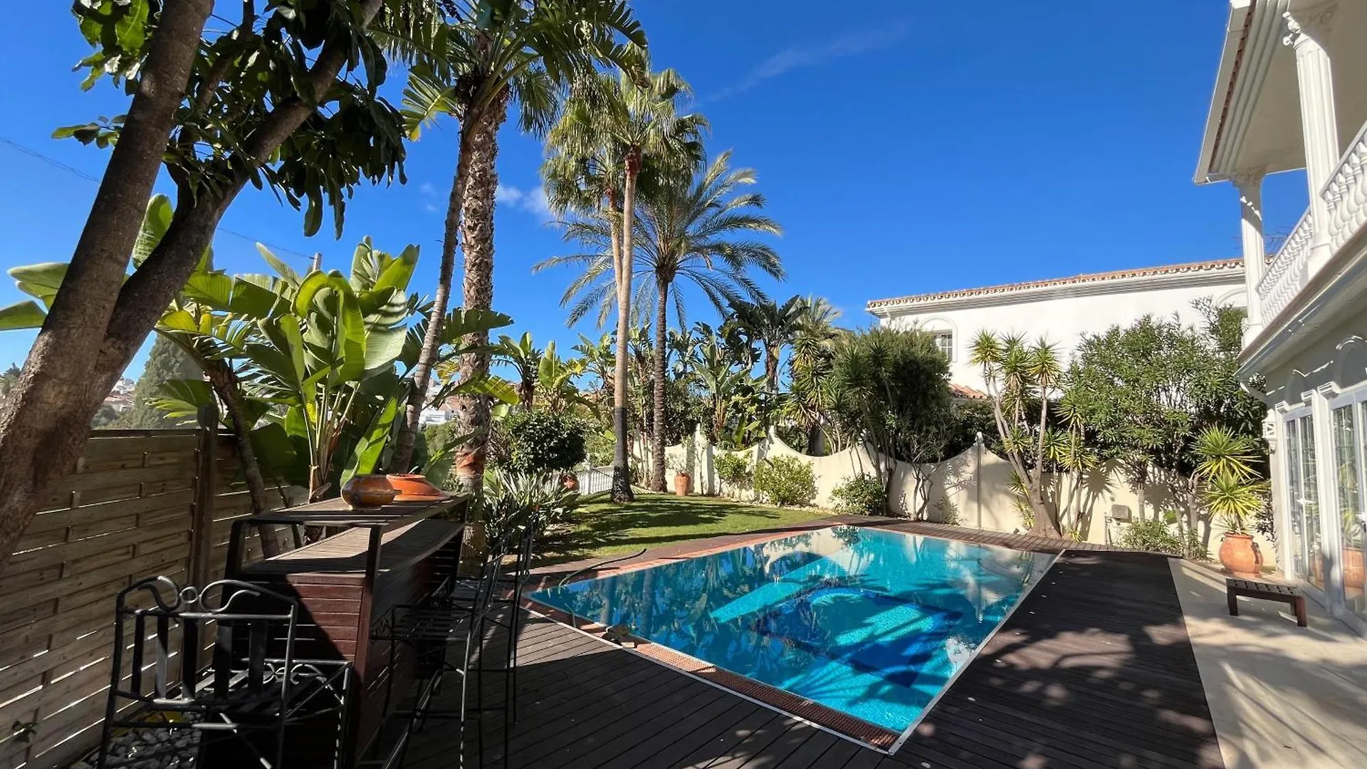 6 Bedroom Villa Near Calahonda Sitio de Calahonda