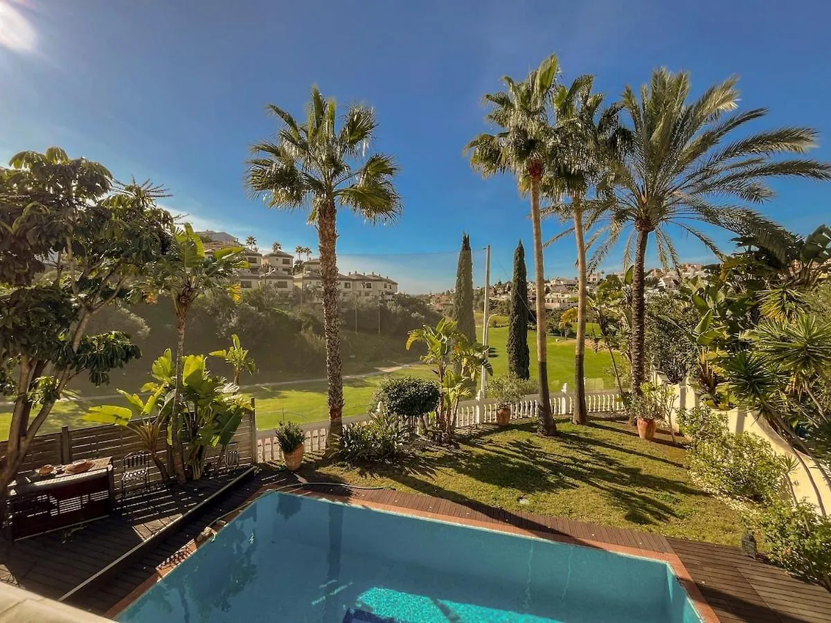 6 Bedroom Villa Near Calahonda Sitio de Calahonda
