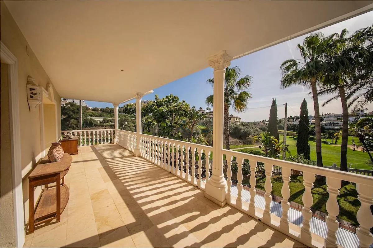 6 Bedroom Villa Near Calahonda Sitio de Calahonda